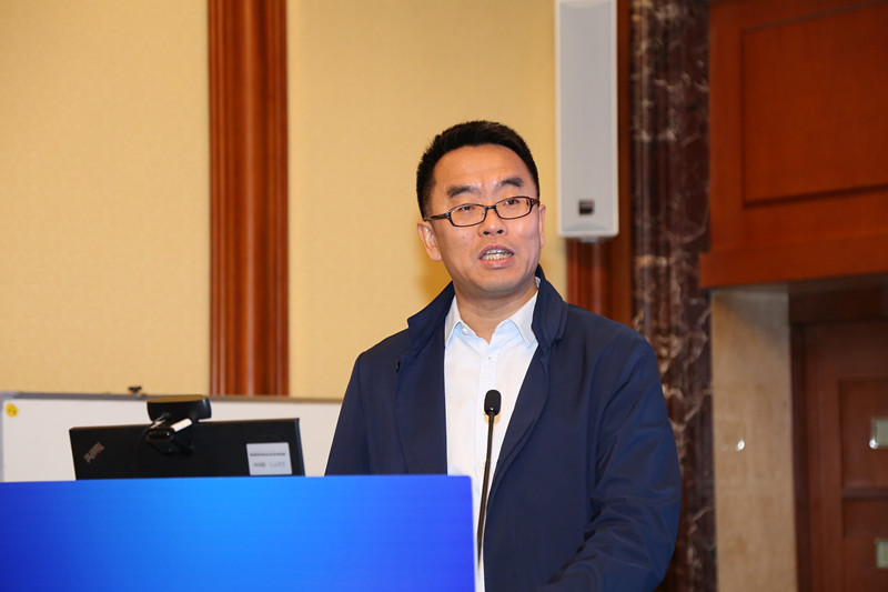 中国医师协会临床工程师分会副总干事严勇主任根据大会安排,张楠教授